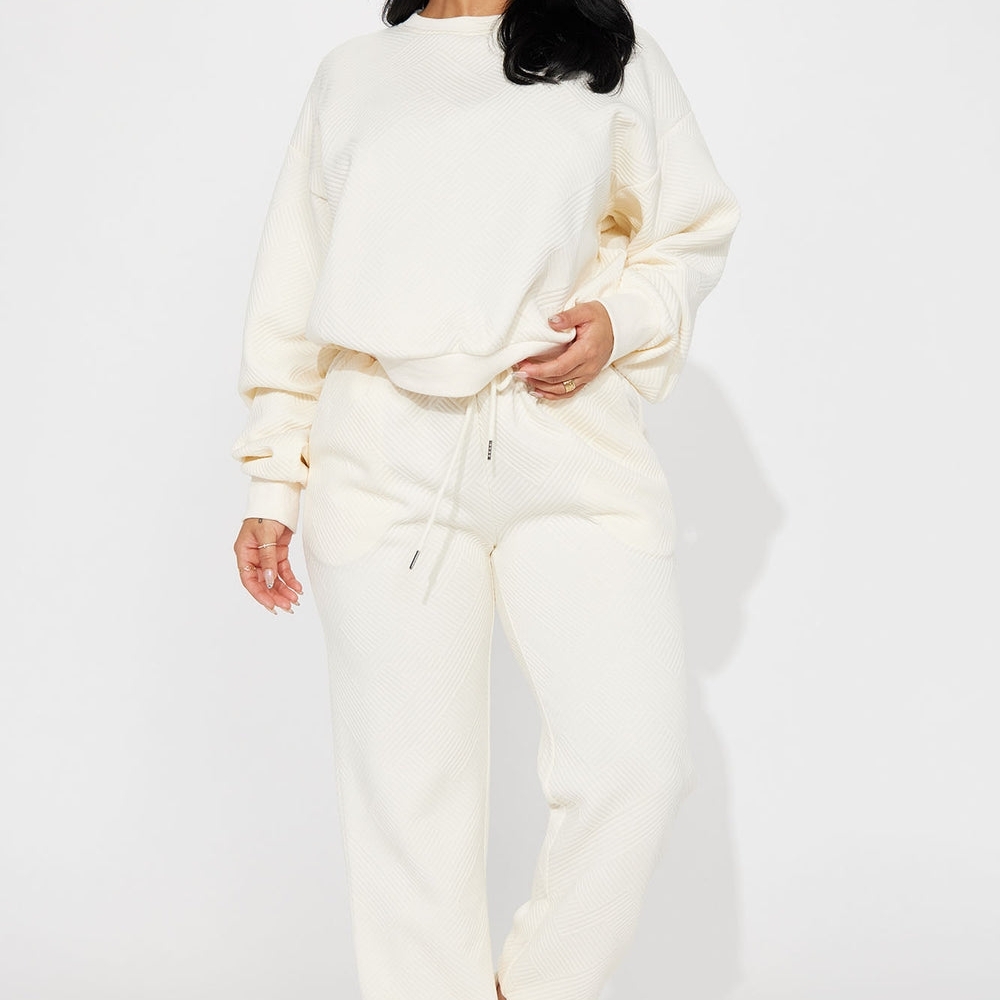 Fashion Nova Cream Textured Lounge Set